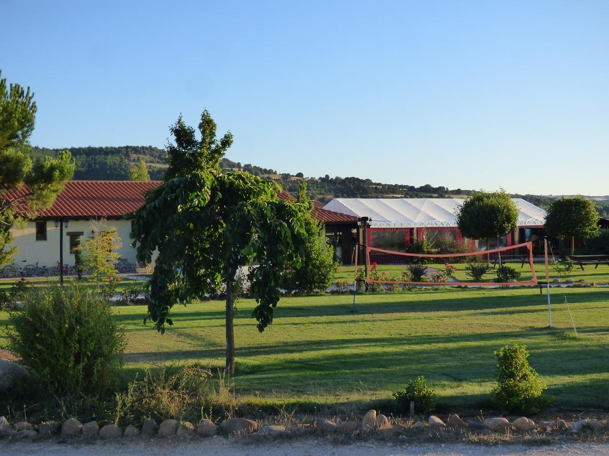 Hotel Albergue Bioclimatico Sabinares Del Arlanza Puentedura Exterior photo
